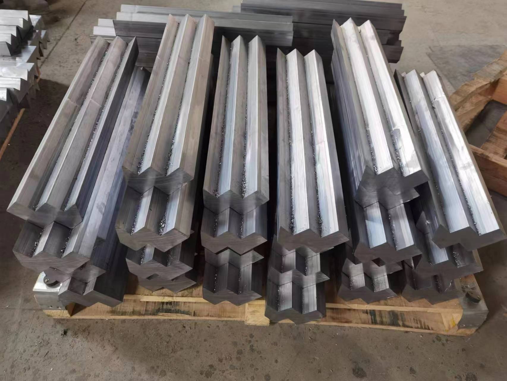 武汉铅棒安装方法